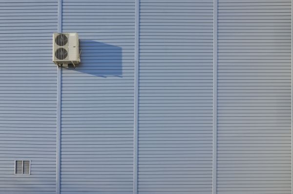 Cost of Flat Metal Siding Installation in Elk Grove